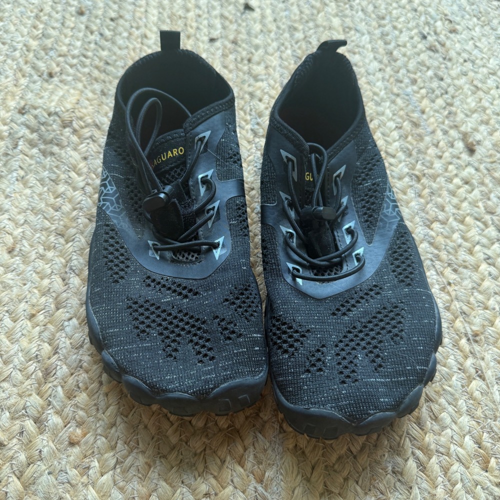 Saguaro Barefoot Shoes Black Minimalist Water Shoes Wide Toe Box Size EU 35